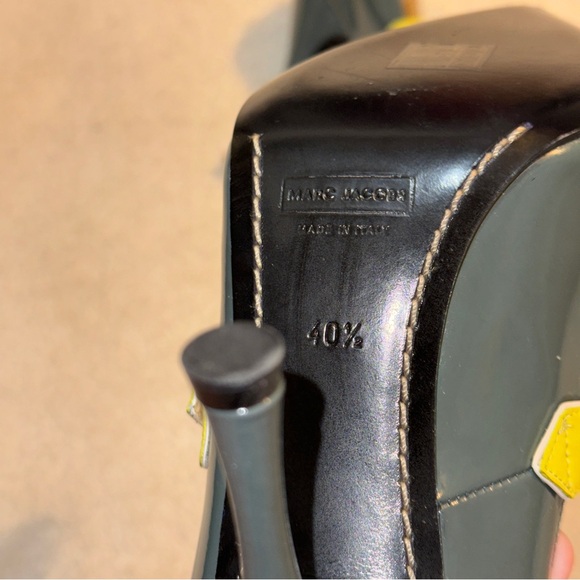 Marc Jacobs Mary Jane Pumps - Picture 8 of 8